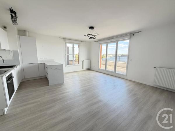 Appartement F4 à vendre  4 pièces - 80 m 2   PIERREFITTE SUR SEINE  - 93