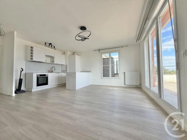Appartement F4 à vendre  4 pièces - 80 m 2   PIERREFITTE SUR SEINE  - 93