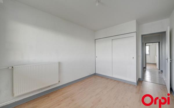 Appartement à vendre    4 pièces • 82,92 m2 Vénissieux