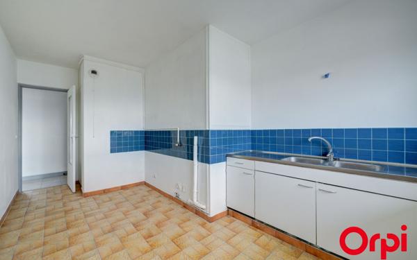 Appartement à vendre    4 pièces • 82,92 m2 Vénissieux