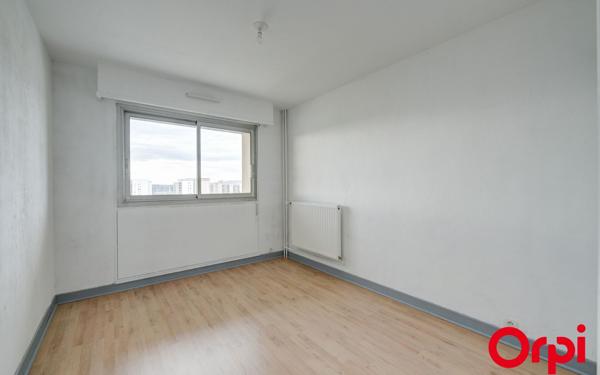 Appartement à vendre    4 pièces • 82,92 m2 Vénissieux