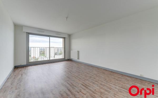 Appartement à vendre    4 pièces • 82,92 m2 Vénissieux