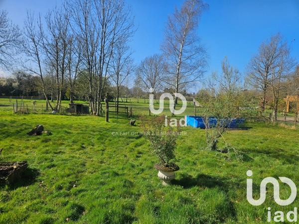 Maison traditionnelle 4 pièces de 95 m² à Méry-ès-Bois (18380)