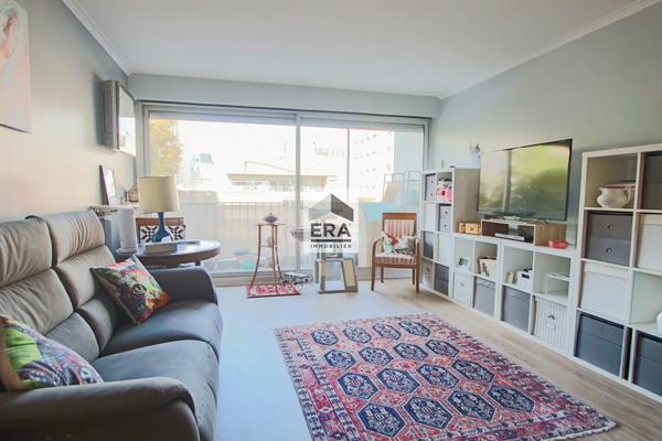 Appartement Paris 3 pièce(s) 79 m2