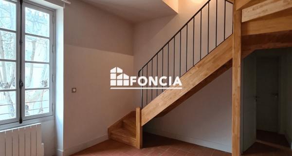 Location Appartement 4 pièces 109.15 m² - Villeneuve-lès-avignon 30400