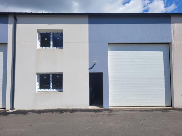 A LOUER 110 m² - Local d'activité Haute Goulaine