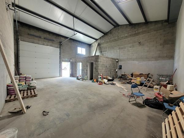 A LOUER 110 m² - Local d'activité Haute Goulaine