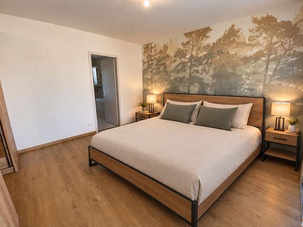 SAINT DENIS - Maison 4 chambres -127 m² - proche phare