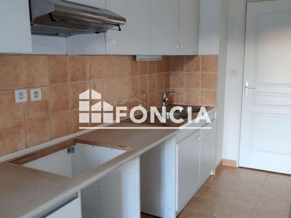 Location Appartement 4 pièces 90.3 m² - 535 AVENUE DE BREDASQUE Aix En Provence 13090