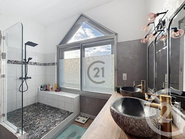 Appartement F5 à vendre  5 pièces - 160 m2 GUERANDE - 44