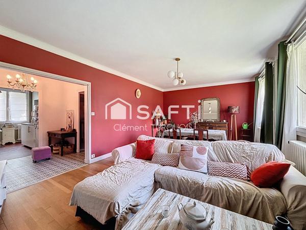 Appartement rénové de 89 m2 au calme