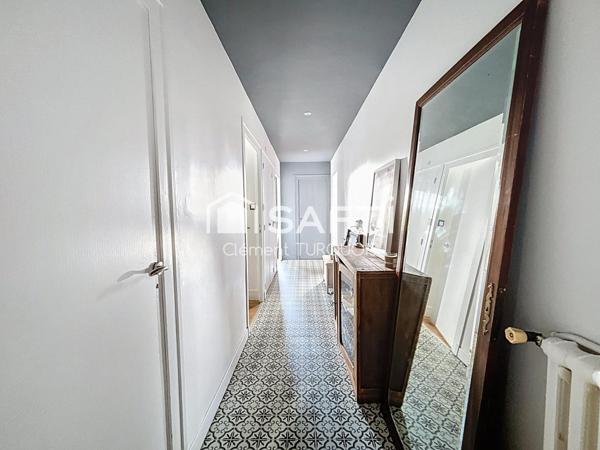 Appartement rénové de 89 m2 au calme