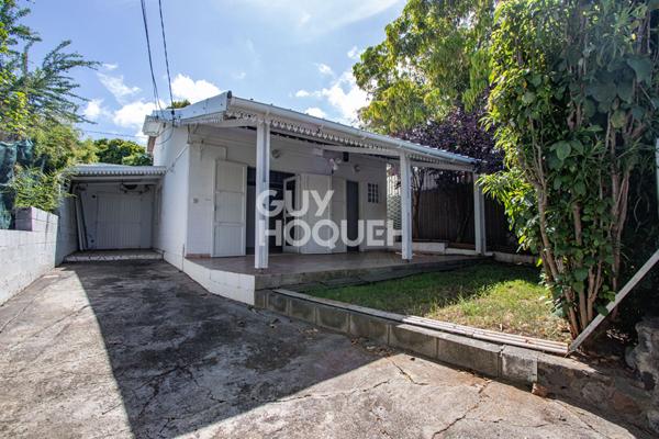 Villa avec Annexe et Studio Saint Gilles Les Bains 9 pièce(s)