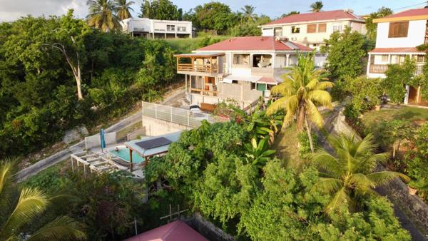 Villa vue mer composée de 4 logements rénovés