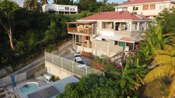 Villa vue mer composée de 4 logements rénovés