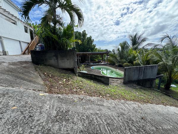 Villa vue mer composée de 4 logements rénovés