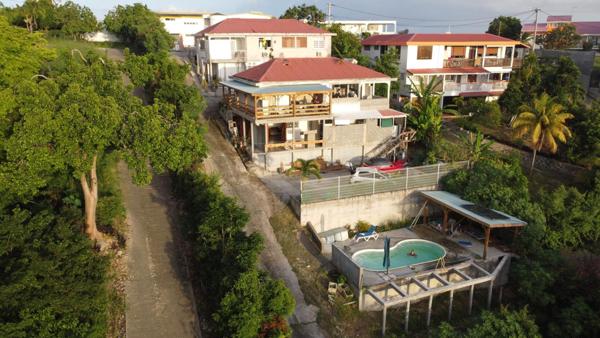 Villa vue mer composée de 4 logements rénovés