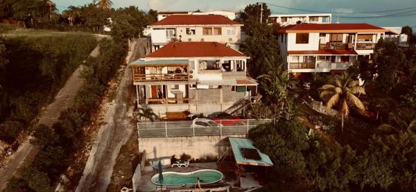 Villa vue mer composée de 4 logements rénovés