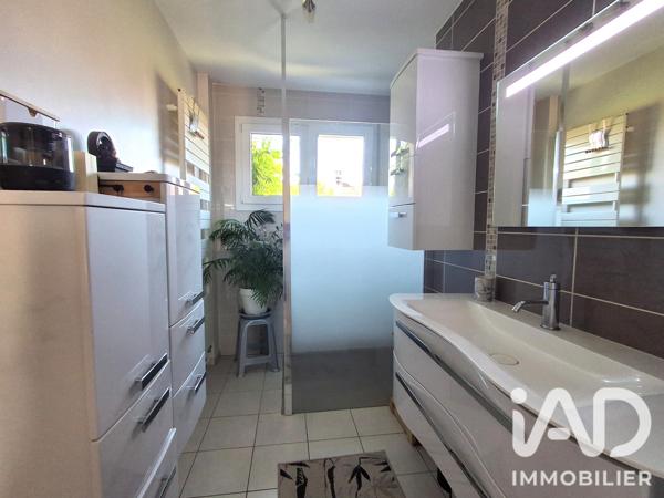 Maison à vendre 6 pièces 152 m² Avanne-Aveney