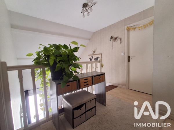 Maison à vendre 6 pièces 152 m² Avanne-Aveney