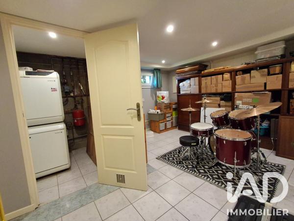 Maison à vendre 6 pièces 152 m² Avanne-Aveney