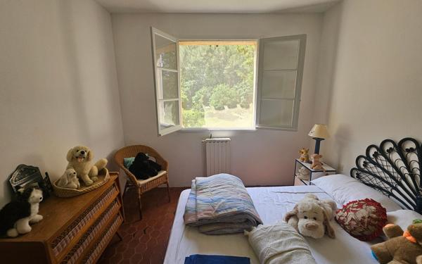 Maison à vendre    7 pièces • 356 m2 Auriol