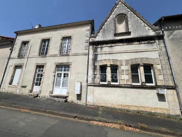 Maison à rénover 7 pièces CHANTONNAY (85)