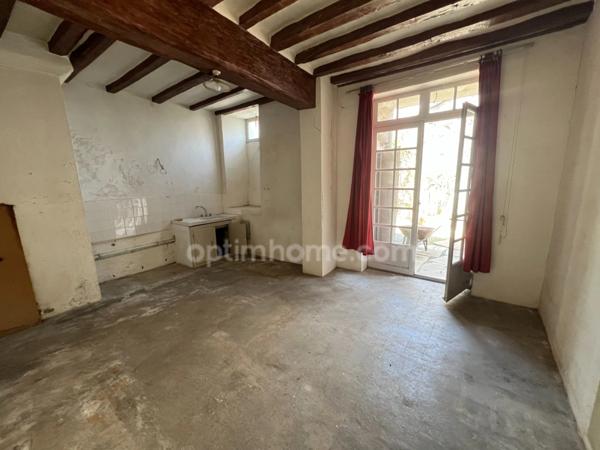 Maison à rénover 7 pièces CHANTONNAY (85)