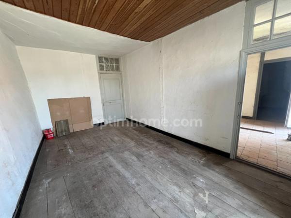 Maison à rénover 7 pièces CHANTONNAY (85)