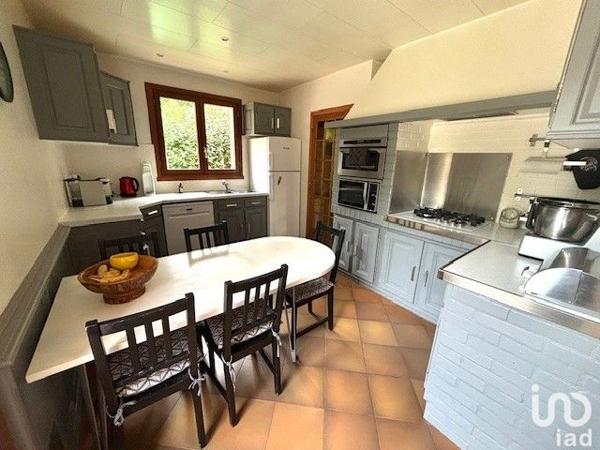 Maison à vendre 6 pièces 143 m² Rambouillet