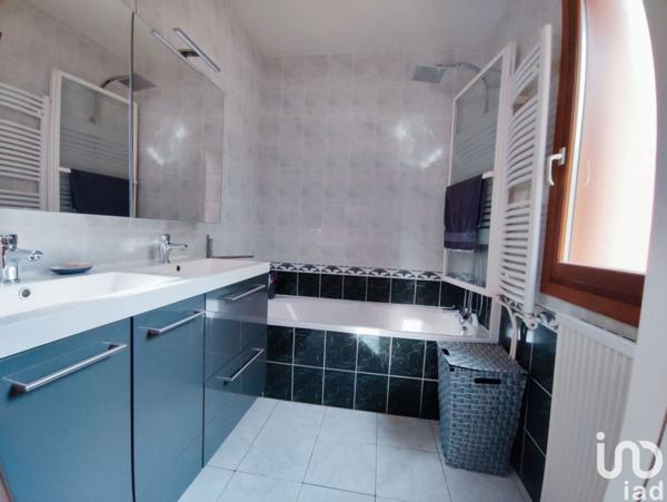 Maison à vendre 6 pièces 143 m² Rambouillet