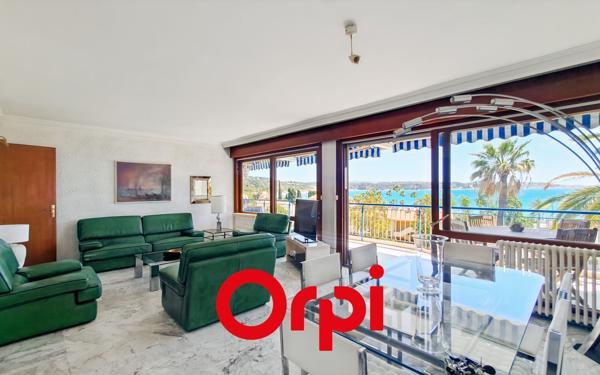 Appartement à louer    3 pièces • 94,57 m2 Bandol