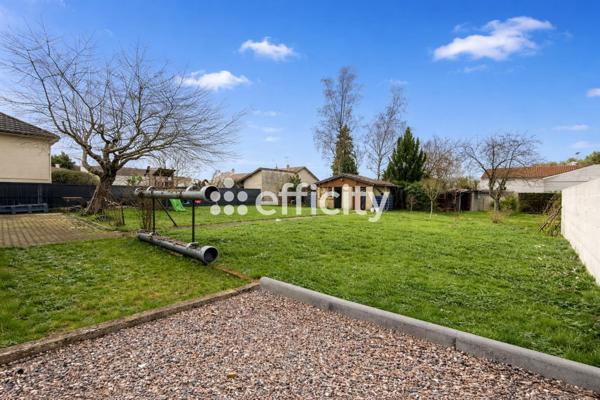 Maison 8 pièces - 138 m² Exclusivité efficity