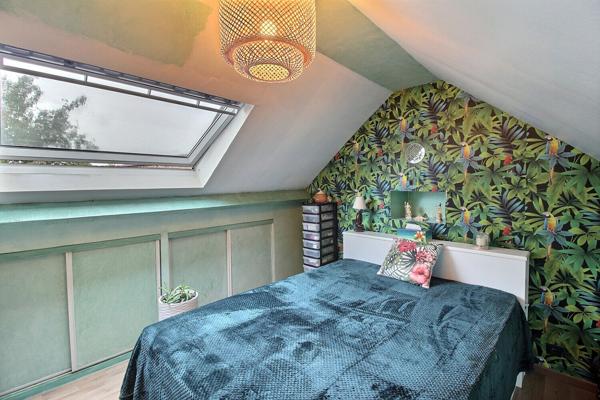 Maison ancienne renovee 2 chambres secteur EPERNON avec dependance, atelier et garage