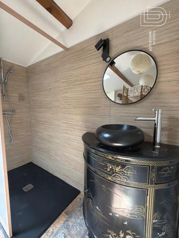 Maison de ville avec extérieur et studio indépendant 315 000 €