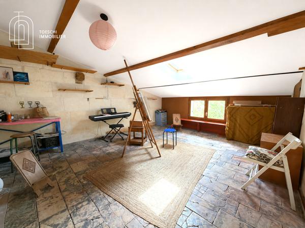 Maison de ville avec extérieur et studio indépendant 315 000 €