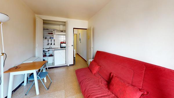 Studio à deux pas du Canal