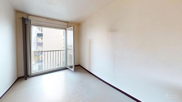 Studio à deux pas du Canal