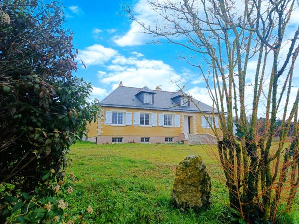 Grande maison familiale avec sa piscine chauffée