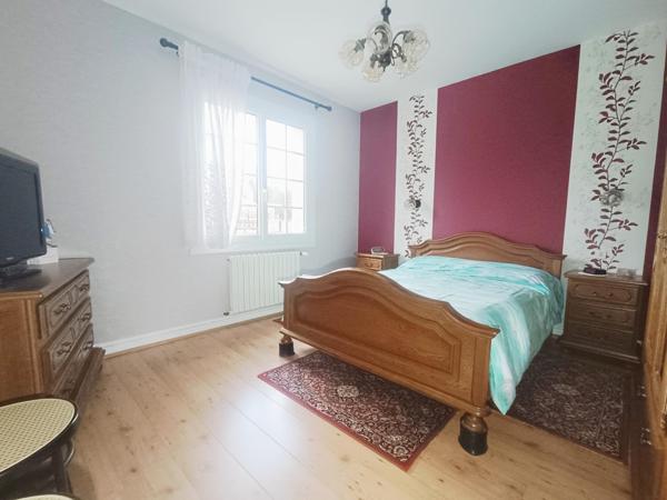 Grande maison familiale avec sa piscine chauffée