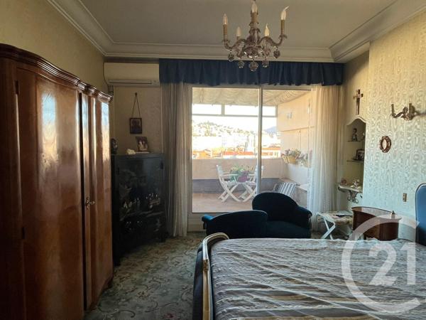 Appartement F3 à vendre  3 pièces - 88,18 m2 ST ETIENNE - 42