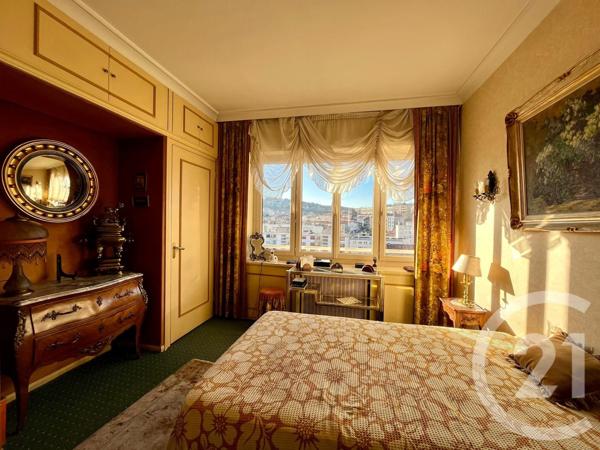 Appartement F3 à vendre  3 pièces - 88,18 m2 ST ETIENNE - 42