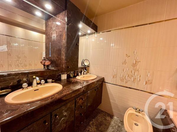 Appartement F3 à vendre  3 pièces - 88,18 m2 ST ETIENNE - 42