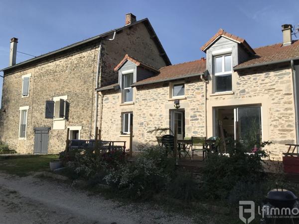 Corps de ferme + gîte 215m2 et 1.5ha
