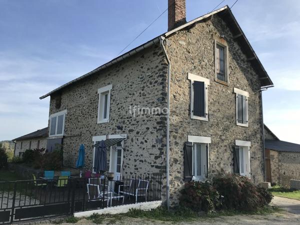 Corps de ferme + gîte 215m2 et 1.5ha