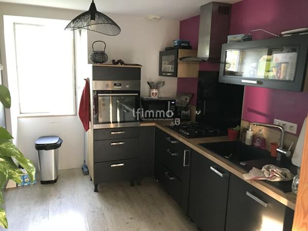 Corps de ferme + gîte 215m2 et 1.5ha