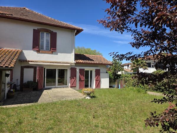 Capbreton centre – Maison de caractère avec jardin et piscine 945 000 € H.A.I.*
