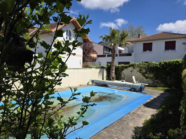 Capbreton centre – Maison de caractère avec jardin et piscine 945 000 € H.A.I.*