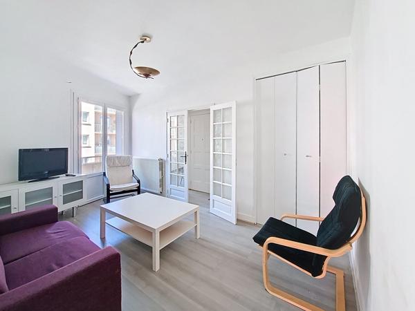 T3 rénové – 60 m² – Idéal colLocation/ Résidence principale – 500 m métro Barrière de Paris