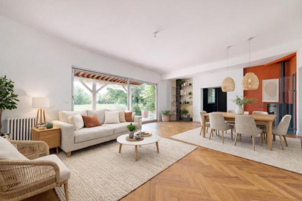 Maison rénovée avec vue sur les Pyrénées – Noé